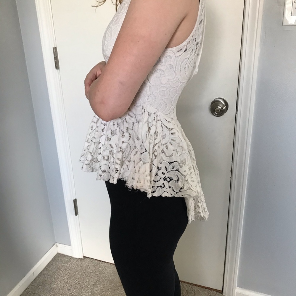 No sleeve crochet top